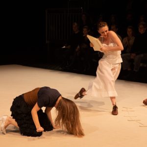 Performance Magdalena Mitterhofer und Shade Théret